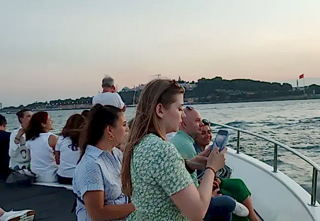 Sunset Yacht Cruise On Bosphorus 2 Hours