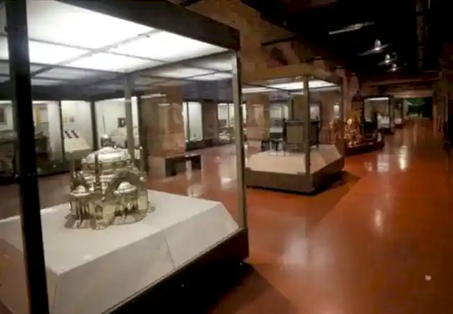 The Palace Collections Museum