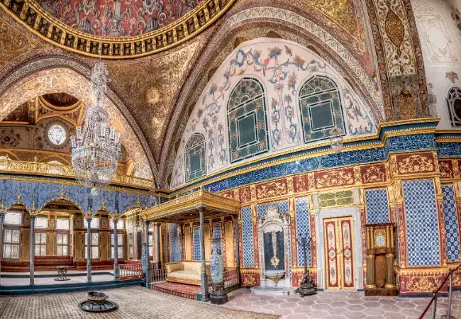 Topkapi Palace Museum Guided Tour